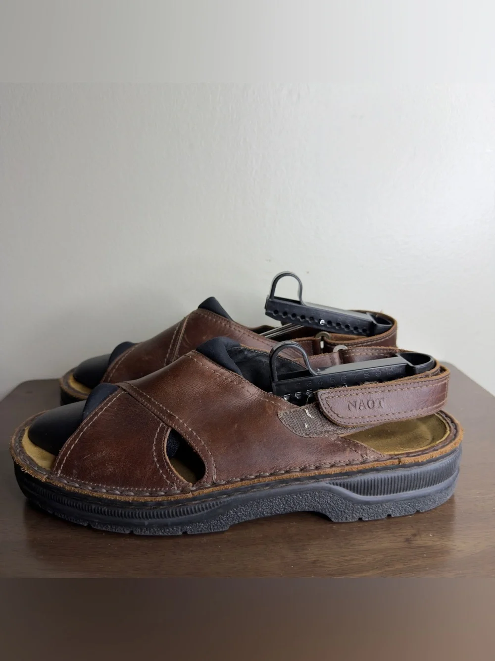 Naot Brown Leather Sandals Sz 44 Mens